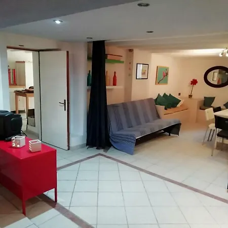 Apartment Casa Vacanza La Tavernetta Scauri (Lazio)